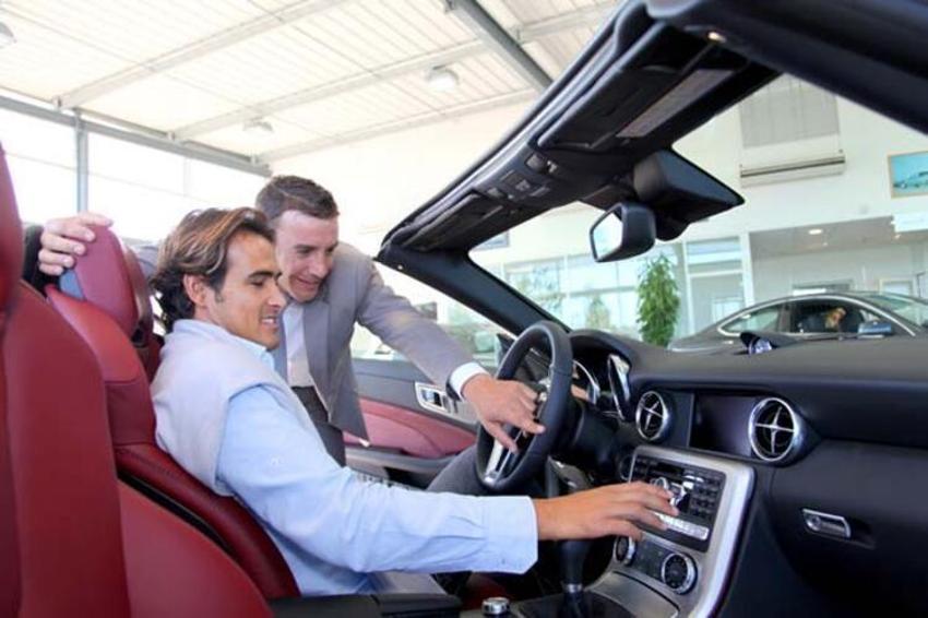 İşte otomobillerdeki bilmeniz gereken gizli özellikler! Açılması gerekiyor...