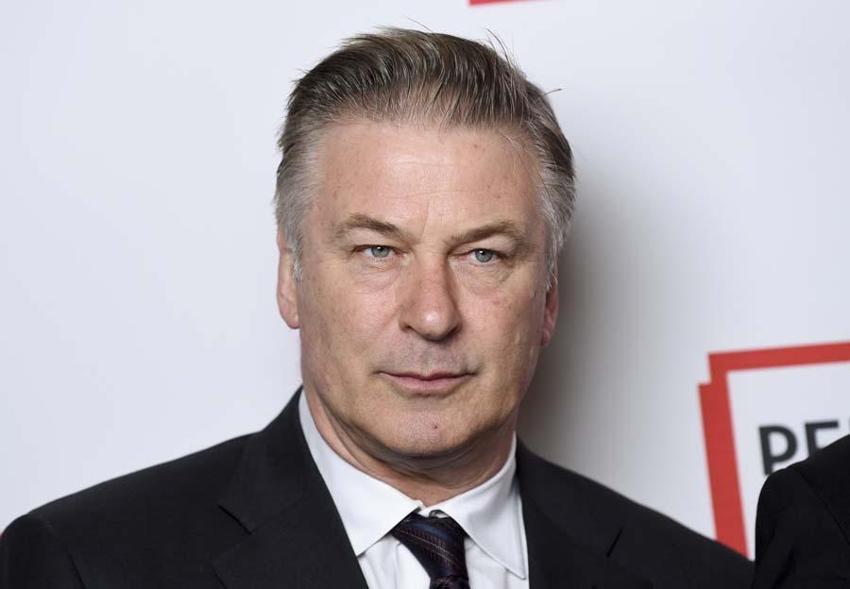 Alec Baldwin korkunç olayı gözyaşları içinde açıklamıştı!  Ünlü oyuncu herkesi şaşırttı...