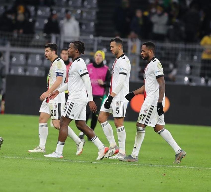 Beşiktaş 20 yıl sonra bir ilki başardı! Fenerbahçe'den sonra tarihe geçti!  Hezimet; rekor kırdı...
