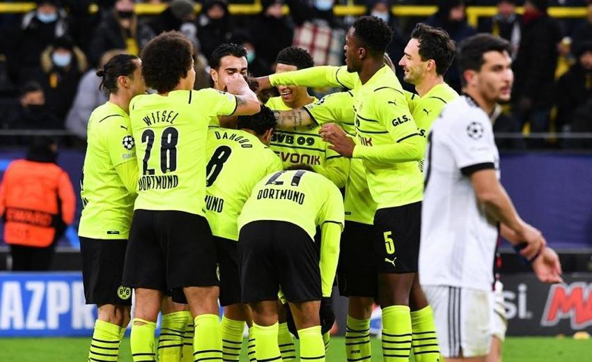 Beşiktaş 20 yıl sonra bir ilki başardı! Fenerbahçe'den sonra tarihe geçti!  Hezimet; rekor kırdı...