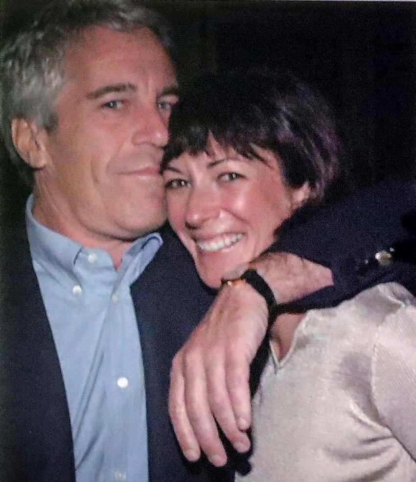 Sapık milyarder Jeffrey Epstein'ın malikanesinden çıkanlar dünyayı şaşkına çevirdi! 