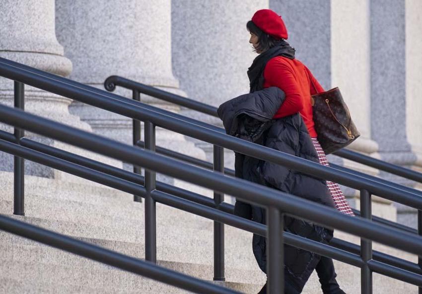 Sapık milyarder Jeffrey Epstein'ın malikanesinden çıkanlar dünyayı şaşkına çevirdi! 