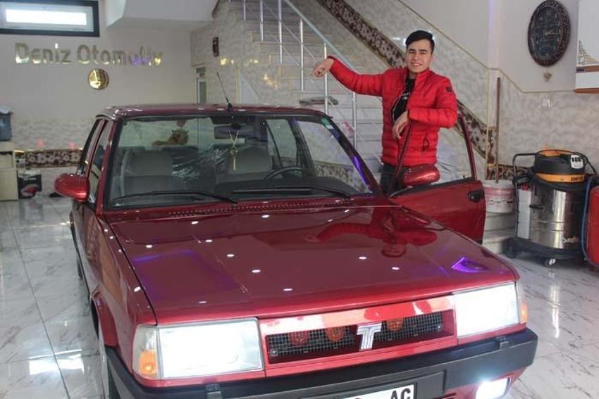 2001 model Tofaş'ın fiyatı şaşkına çevirdi! 130 bin lira teklif ettiler ama vermedi, telefonları susmuyor...