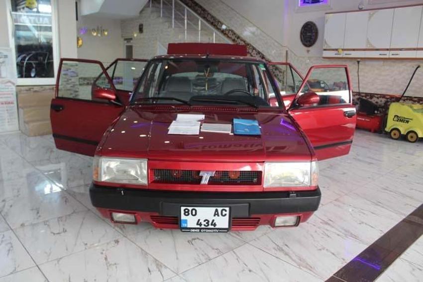 2001 model Tofaş'ın fiyatı şaşkına çevirdi! 130 bin lira teklif ettiler ama vermedi, telefonları susmuyor...