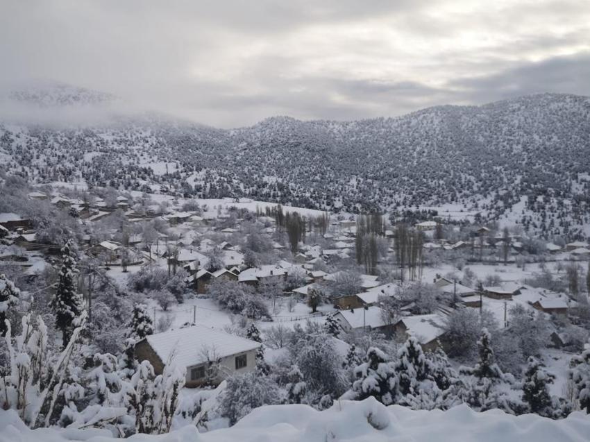 Kar geri döndü! Şimdiden 30 santimi aştı, Meteoroloji'den art arda son dakika uyarıları geliyor, alarm seviyesine geçildi, onlarca kentte...