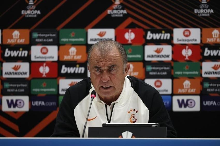 Fatih Terim Lazio maçını bıraktı Cüneyt Çakır'ı hedef aldı! 'Bize gelince her hafta kural değişiyor'
