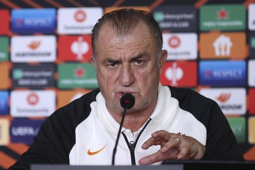 Fatih Terim Lazio maçını bıraktı Cüneyt Çakır'ı hedef aldı! 'Bize gelince her hafta kural değişiyor'