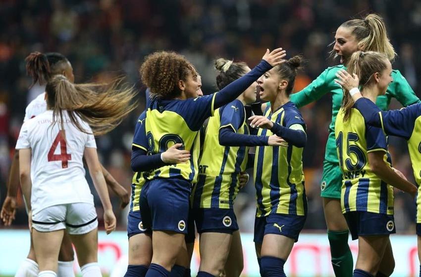 Fenerbahçe - Galatasaray derbisinde 7-0'lık skorun yankıları sürüyor! Dostluk maçında 7 atılır mı?