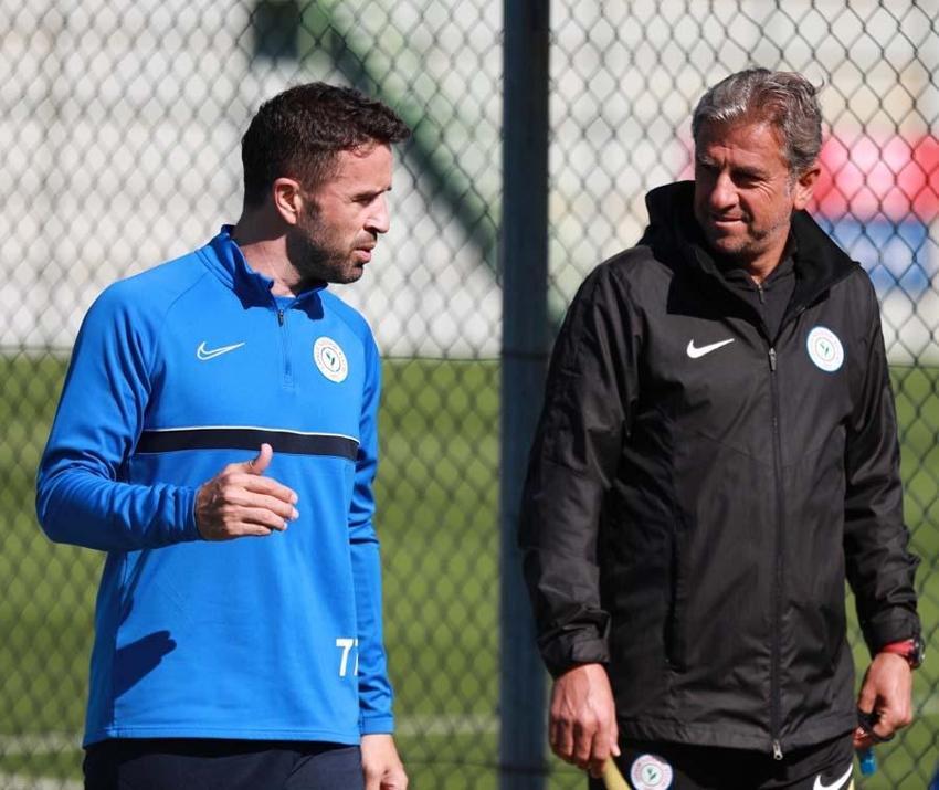 Çaykur Rizespor Başkanı Tahir Kıran: Gökhan Gönül bana Fenerbahçe'den ayrılık sebebini açıkladı