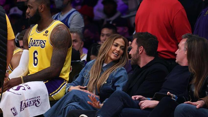 NBA yıldızı Russell Westbrook'tan Jennifer Lopez ve Ben Affleck çiftine jest! 