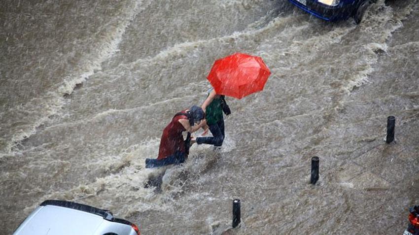 Meteoroloji son dakika olarak duyurdu!  25 il için alarma geçildi, saatte 100 km hızla geliyor, bu kez çok farklı...