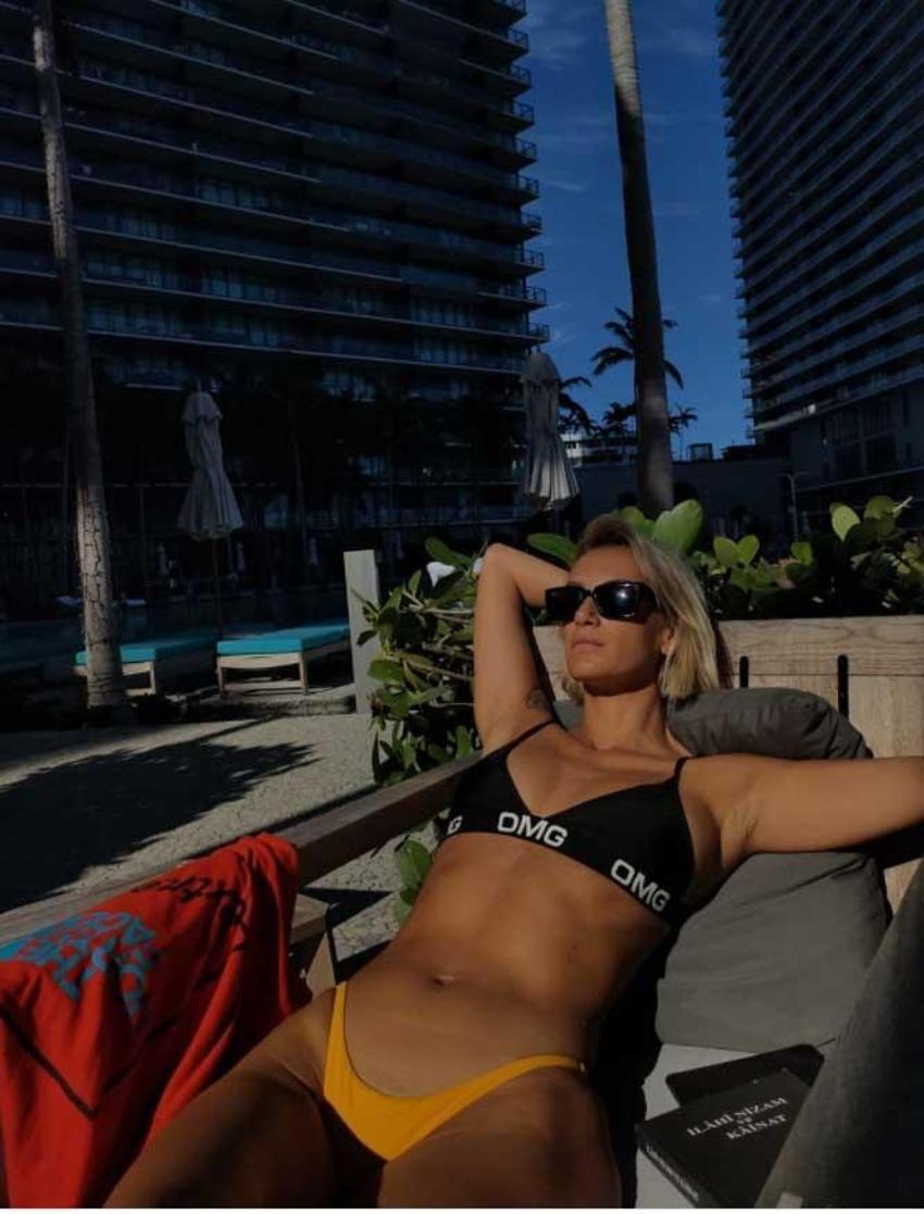 Didem Soydan, Miami tatilinden mest eden kareler paylaştı