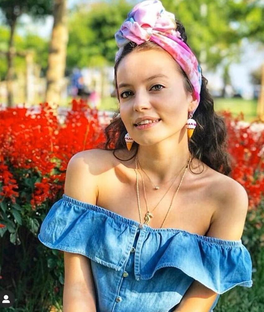 Ünlülerin şok edecek bilinmeyenleri! 30 bin lira krediyle klip çekmiş, 'Kilolusun’ deyip konservatuvara almadılar, aşkı bilmiyor...