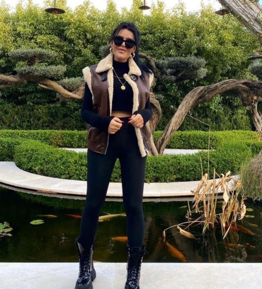 Selin Ciğerci'nin servet değerinde yeni arabası! Türkiye'de yalnızca bir tane var