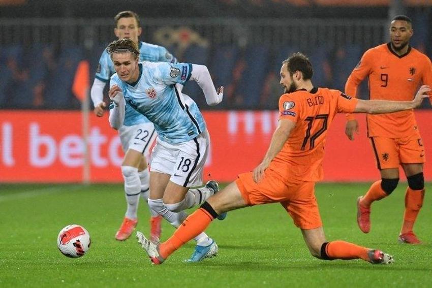 Burak Elmas gözünü kararttı! Her şey UEFA için... Fatih Terim'den milli yıldıza telefon 'Bizimle UEFA yolunda...'