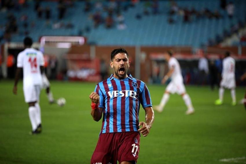 Dün akşam Antalyaspor'a kaybedince... Trabzonspor'dan bir sürpriz transfer daha! 'Yabancı sınırı' bombası