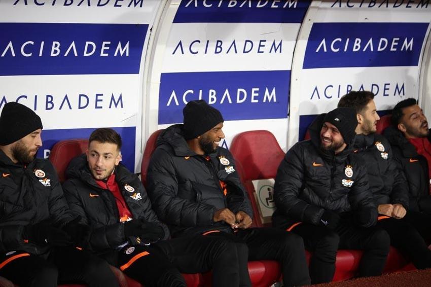 Sivasspor - Galatasaray maçından sonra Erman Toroğlu'ndan önce hakemlere sonra Burak Elmas'a yaylım ateşi! 'Artık bornozunla...'
