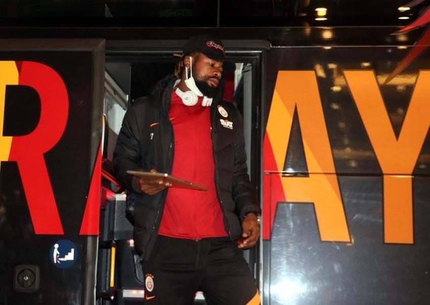 Türkiye'nin penaltı dediği Diagne'nin pozisyonu olay oldu Muslera'yı sakatlayan Luyindama hedefe kondu! 'Neden Luyindama neden?'