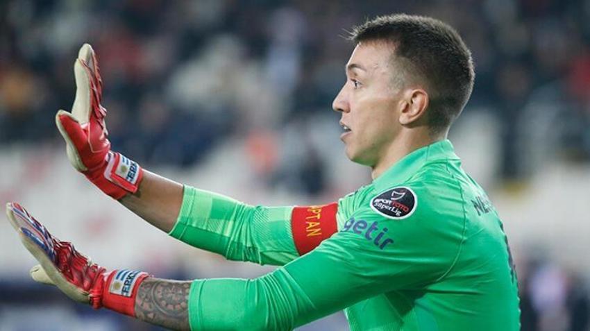 Fernando Muslera'nın sakatlığı hakkında son dakika açıklaması! Sezonu kapatma ihtimali ve G.Saray'dan flaş kaleci hamlesi