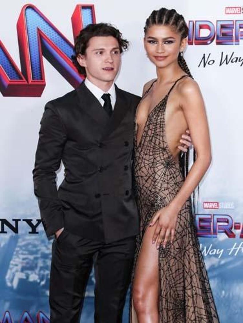 Zendaya, 'Örümcek Adam' galasında herkesten rol çaldı!