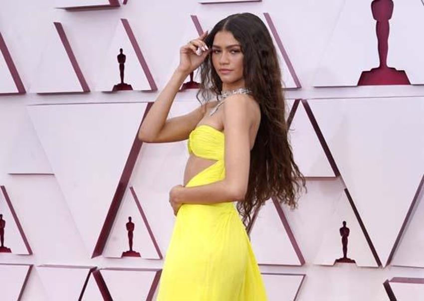 Zendaya, 'Örümcek Adam' galasında herkesten rol çaldı!