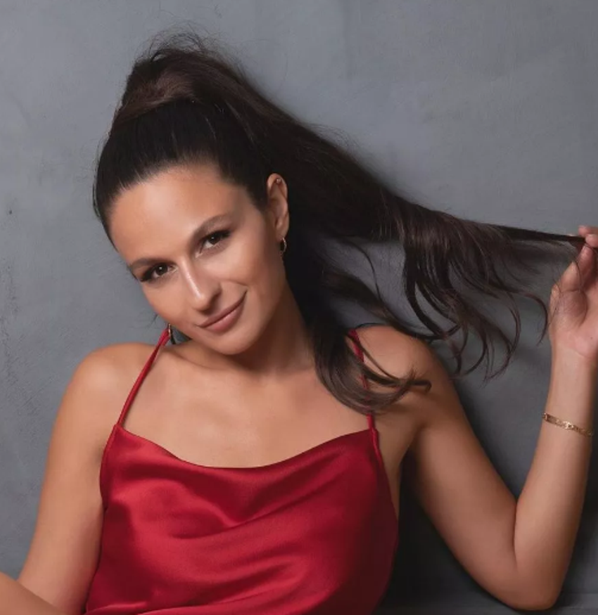 Bir Zamanlar Çukurova'nın Saniye'si Selin Yeninci New York'tan paylaştı!