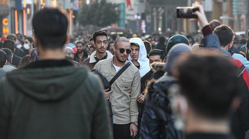 Hafta içi hafta sonu sokağa çıkma yasağı ve kapanmayla ilgili son dakika gelişmesi! Yeni karar verildi, resmen değişti! Tüm Türkiye'de artık...