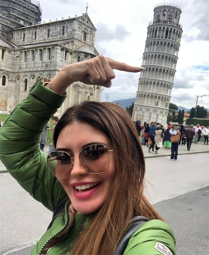 Ebru Polat'tan '6 milyon liralık cip' açıklaması: 'Hava atmayı hiç sevmem'