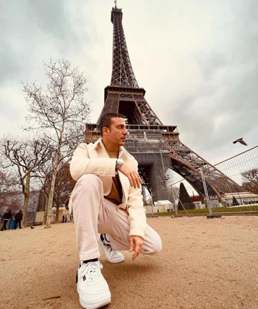Demet Özdemir-Oğuzhan Koç çiftinden Paris pozları!