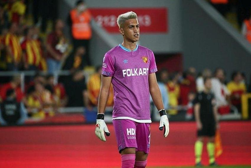 Fatih Terim kalsın demişti ama... Galatasaray'da tecrübeli golcüye güle güle! Dünya yıldızıyla masaya oturuldu bile