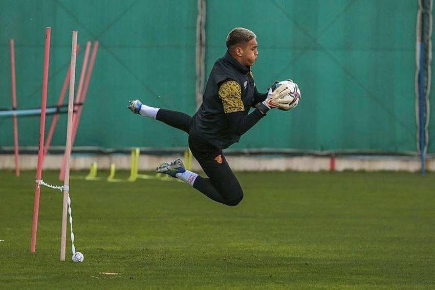 Fatih Terim kalsın demişti ama... Galatasaray'da tecrübeli golcüye güle güle! Dünya yıldızıyla masaya oturuldu bile