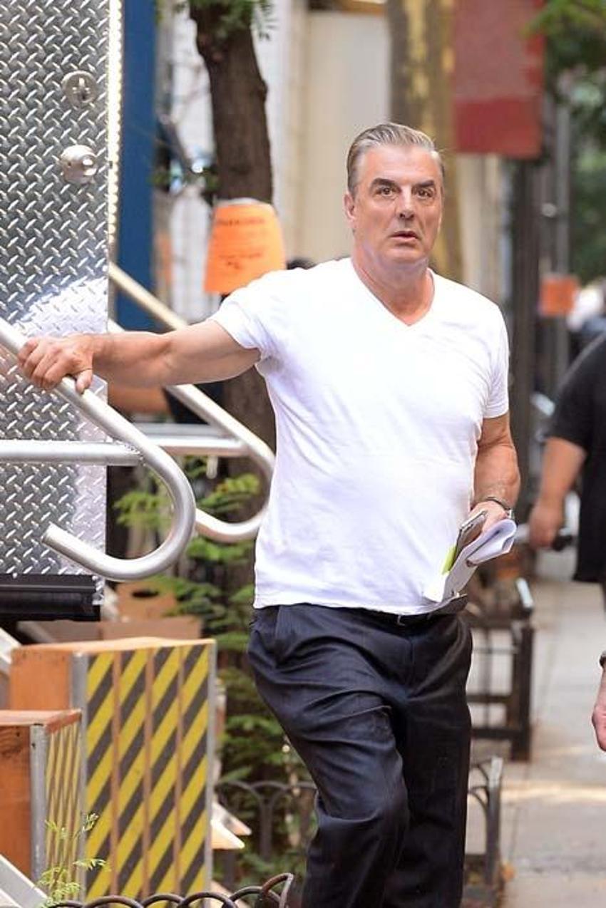 İki ayrı 'cinsel taciz' iddiası! Chris Noth sessizliğini bozdu...