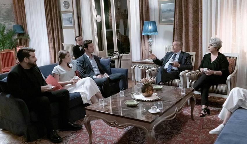Ayça Ayşin Turan'dan, Alp Navruz ile 'evlilik' iddialarına yanıt!