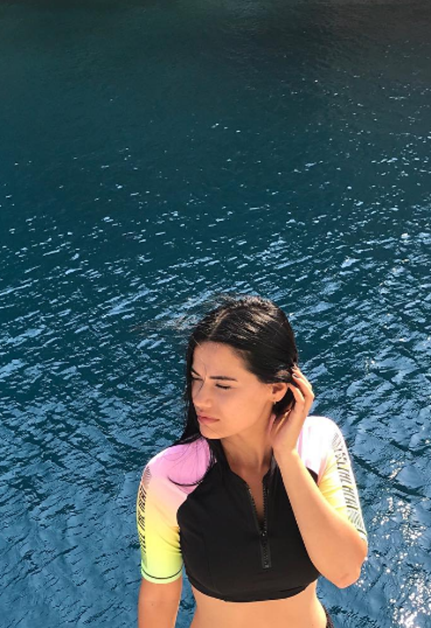 Adriana Lima'ya benzerliğiyle olay olmuştu! Fatmagül Fakı şimdi ne yapıyor?