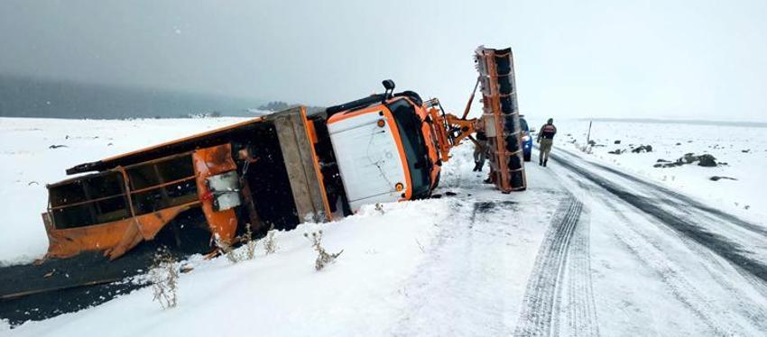 Kar bu gece dönüyor! Radarda göründü, Meteoroloji son dakika kodu ile duyurdu, sıcaklıklar aniden düşüyor, onlarca kent için alarma geçildi, pek çok yerde başladı, İstanbul'a geliyor...