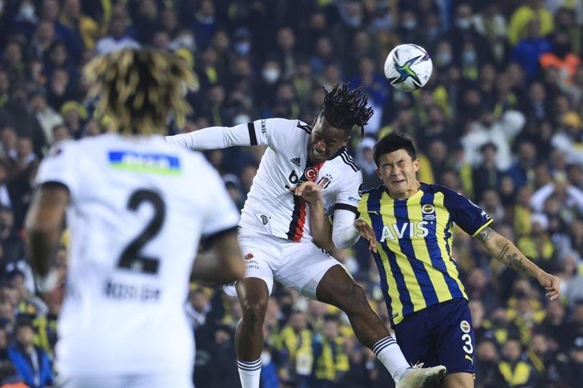 Fenerbahçe Beşiktaş maçından sonra inanılmaz protesto! Taraftarlardan şok tezahürat