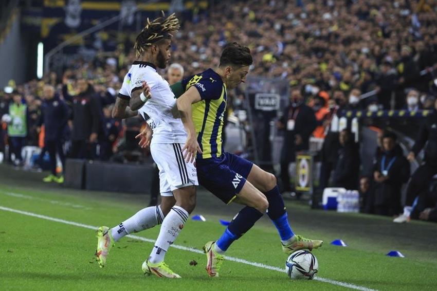 Vitor Pereira'ya yaylım ateşi! 'Umrunda olmadı yerinden bile kalkmadı'