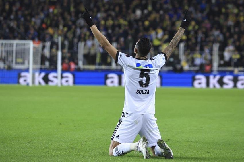 Fenerbahçe - Beşiktaş maçından sonra Beşiktaş'ın yeni teknik direktörünü ve yardımcısını açıkladı! Ahmet Nur Çebi...