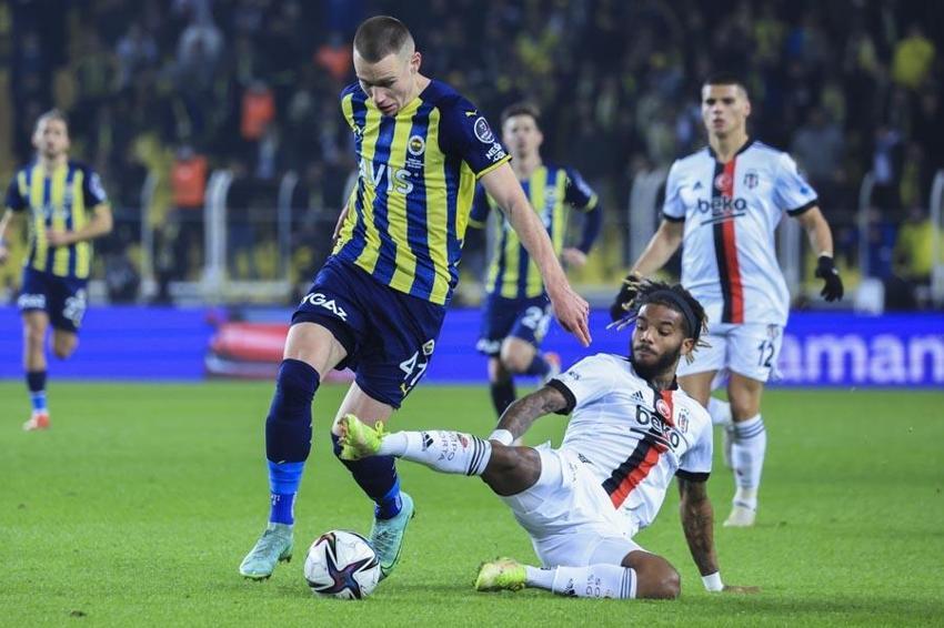 Ahmet Çakar ve Erman Toroğlu'ndan yaylım ateşi 'Baban sayesinde...'