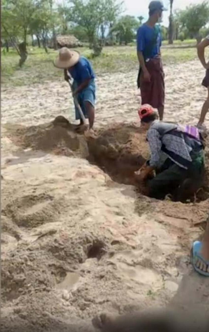 Toplu katliam dünyanın kanını dondurdu! Çukurdan cesetler çıktı...