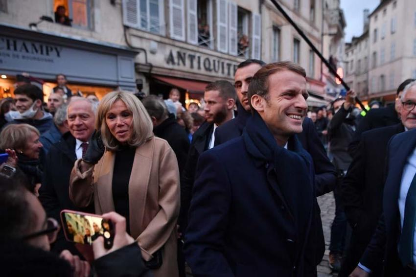 Fransa bu iddia ile çalkalanıyor! 'Fransa Cumhurbaşkanı Macron'un eşi erkek olarak doğdu ve adı da....'
