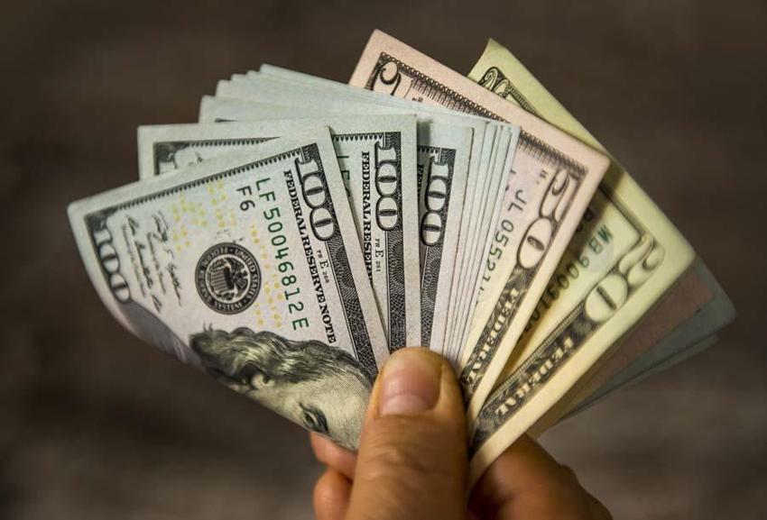 Dolar düşüyor dünya basını izliyor! Türk Lirası'nın yükselişi manşetlerde...