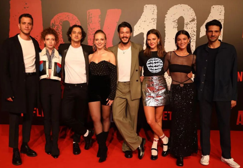 Alina Boz’un yeni yıl tarzı beğenildi!
