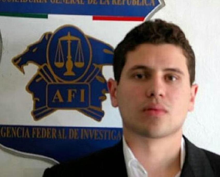 Joaquin El Chapo Guzman'ın oğlu Ovidio Guzman düğününde sahneye çıkmayan şarkıcıyı öldürdü