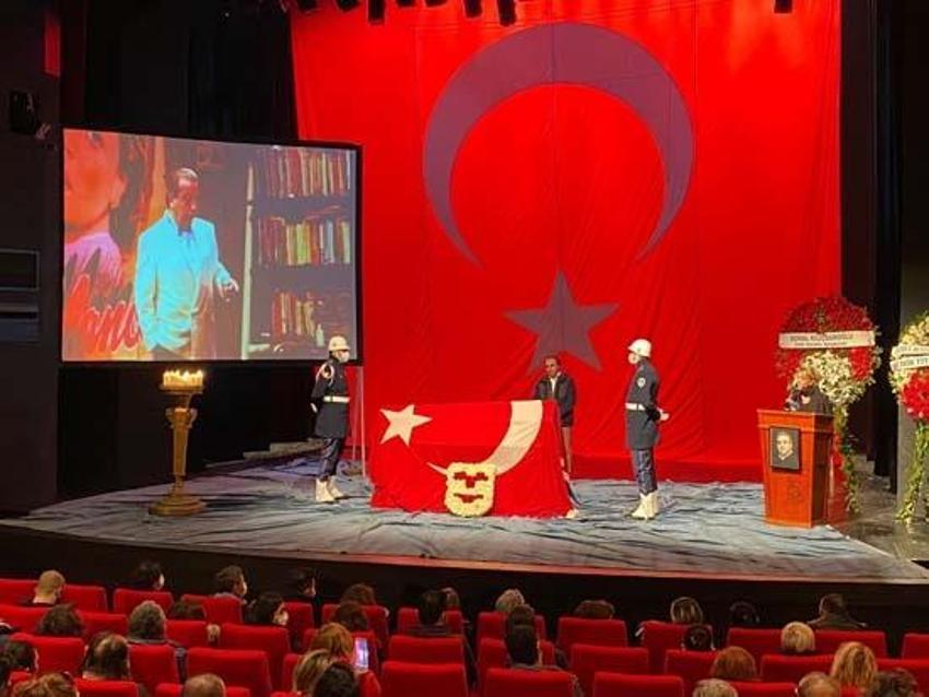 Usta oyuncu Sezai Aydın'a veda...