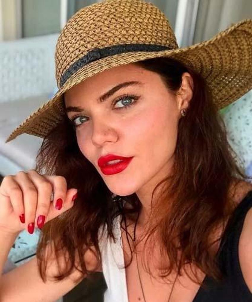 Bir Zamanlar Çukurova'nın Züleyha'sı Hilal Altınbilek'in eski hali şoke etti!