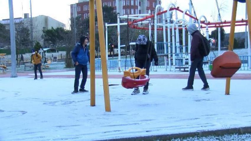 Kar yağışının ardından Meteoroloji'den son dakika uyarısı! Saat verildi, iller açıklandı! Yarından itibaren hava...