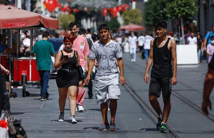 Hafta içi hafta sonu yasakları ile ilgili flaş gelişme! Peş peşe açıklıyorlar, Türkiye'de yeni tedbirler! Ocak ayı itibarıyla...