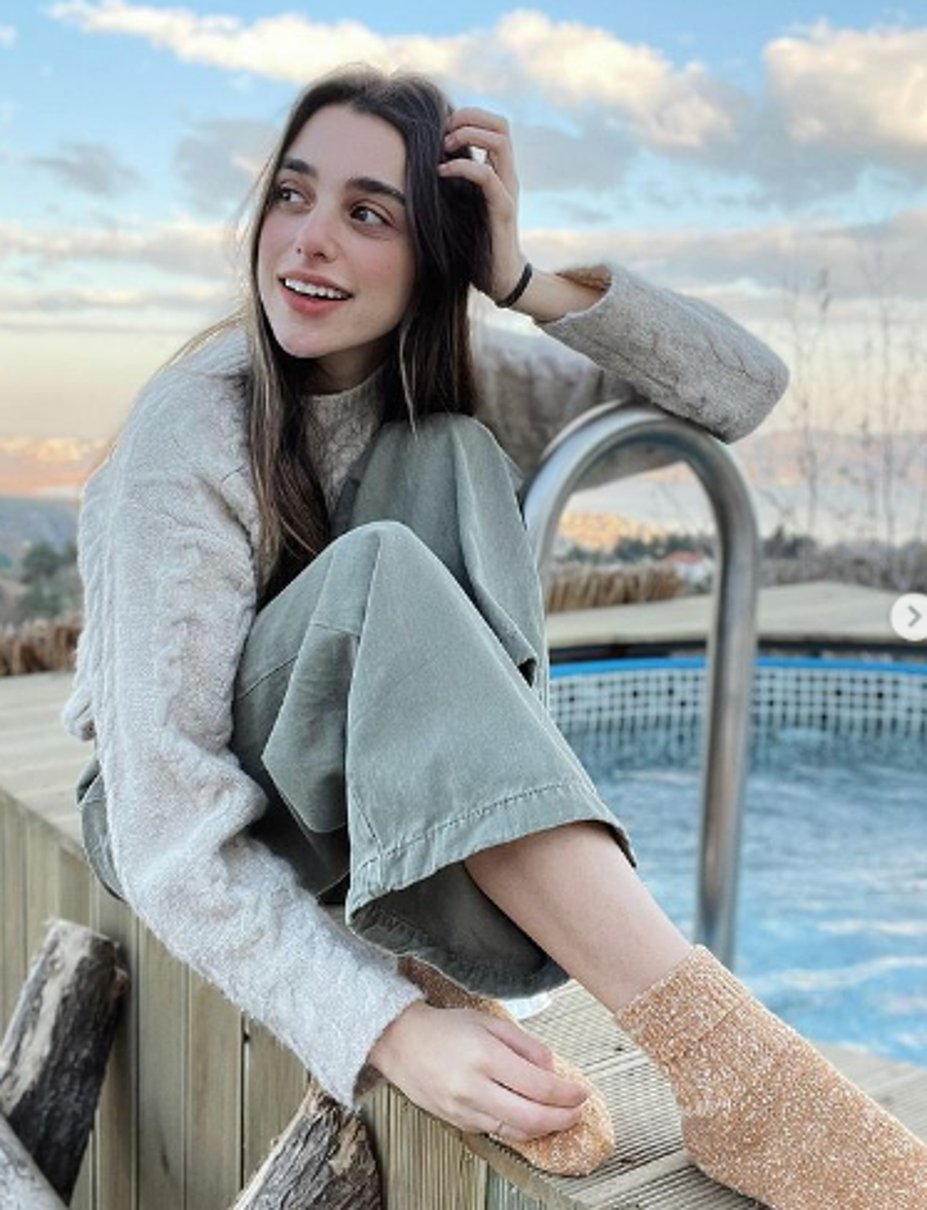 Kardeşlerim'in Melisa'sı Damlasu İkizoğlu bornozlu paylaşımı olay yarattı!