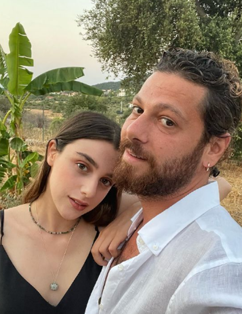 Kardeşlerim'in Melisa'sı Damlasu İkizoğlu bornozlu paylaşımı olay yarattı!